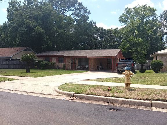 2nd image of 1660 Cheshire Dr W