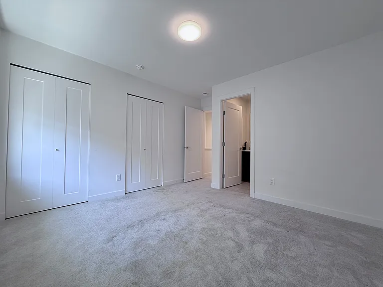 14151 58a Ave #68 — Photo 13