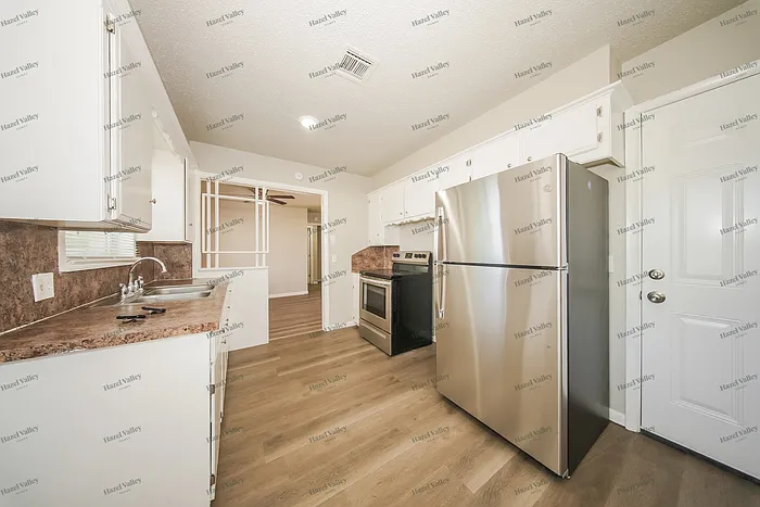 5910 S Ross Ave — Photo 6