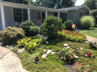 8013 W South Dr, Yorktown, IN 47396