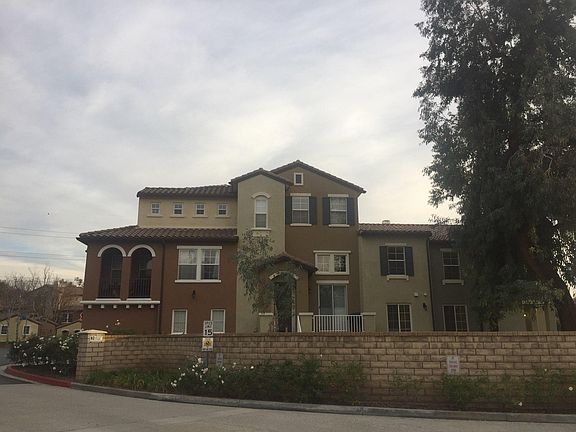 3rd image of 28291 Canterbury Ct