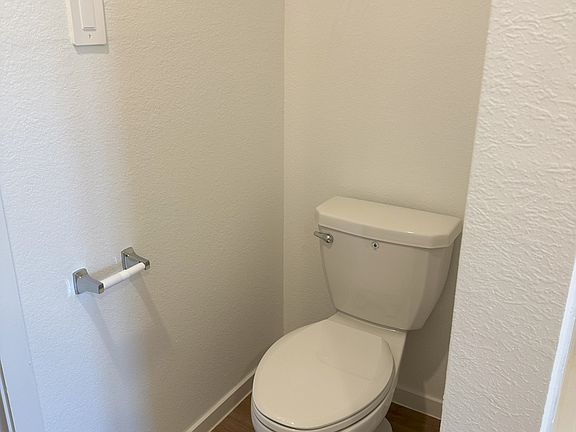 5th image of 2703 Pheasant Hill Ct
