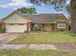 7011 E 52nd Pl, Tulsa, OK 74145