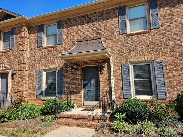 221 Pointe Cir, Rock Hill, SC 29732