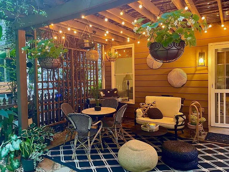2303 Adams Dr NW — Photo 2