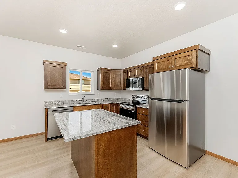 Sundance Ridge / High Noon Place — Photo 1