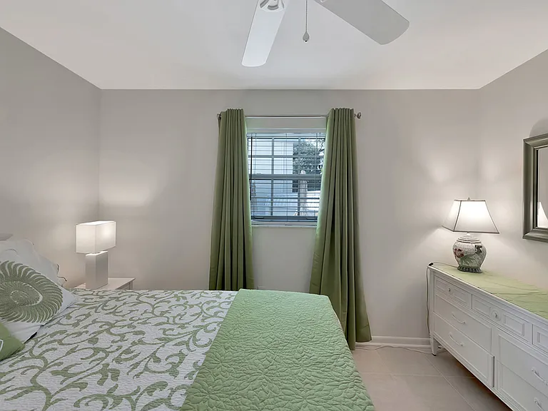 900 Jasmine Ln #103B — Photo 16