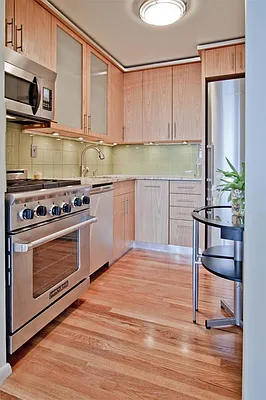 Sold by ROOM Real Estate | media 13