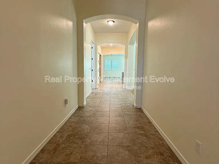 20508 W Carlton Mnr — Photo 4