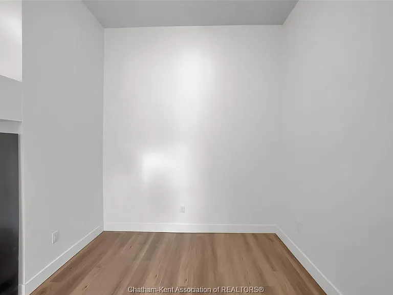 131 Main St #3 — Photo 8