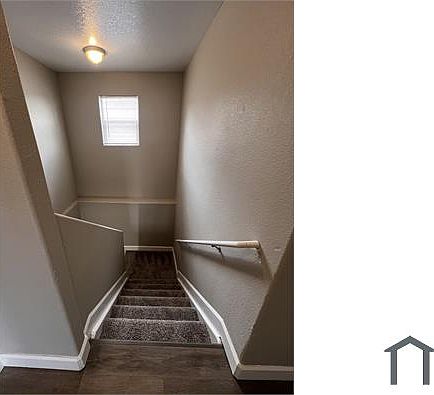 5th image of 4552 W Alameda Ave