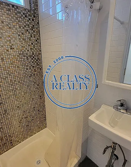 2802 Steinway St #3L — Photo 15