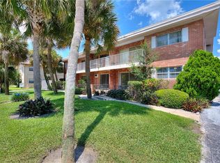 4250 37th St S APT 3, Saint Petersburg, FL 33711