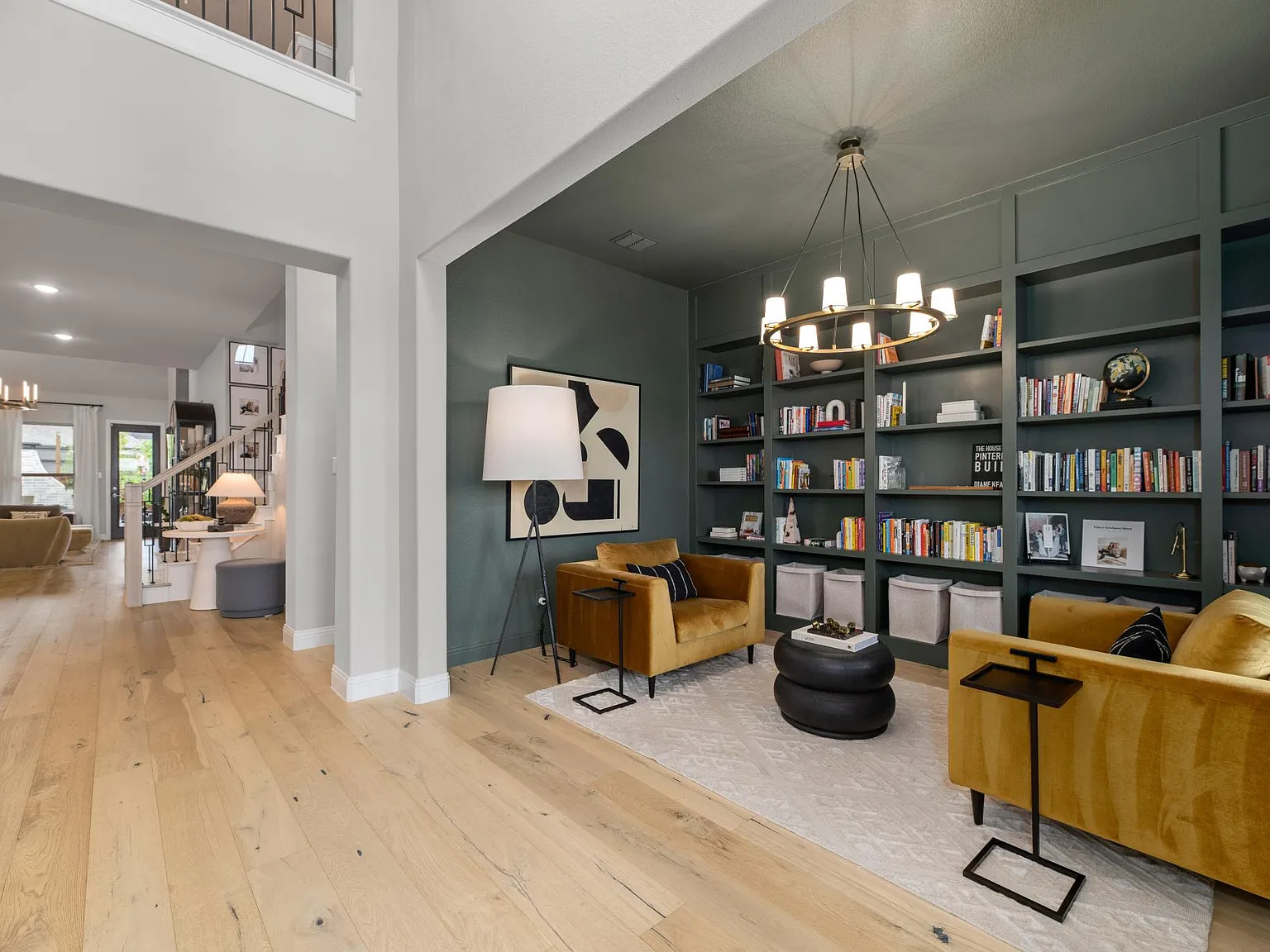 5 bed, 4.5 bath, 3517 sqft, $5,500 — Photo 3