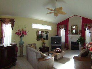 4th image of 481 N Pine Meadow Dr