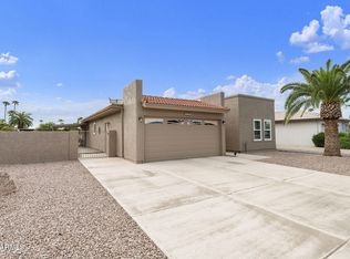 25843 S NEW TOWN Drive, Sun Lakes, AZ 85248