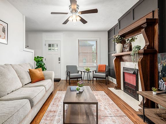 5th image of 50 W Kossuth St