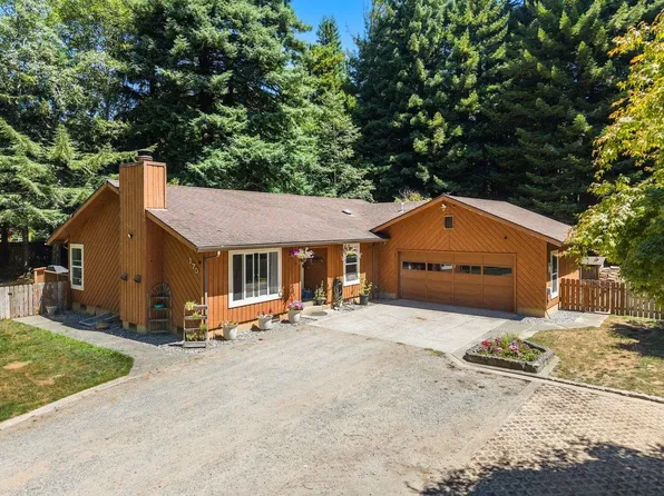 170 Downing St, Crescent City, CA 95531