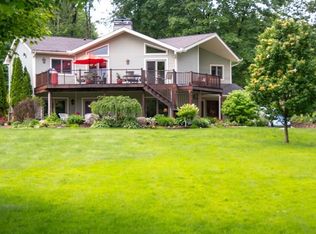 796 Latonka Dr, Mercer, PA 16137