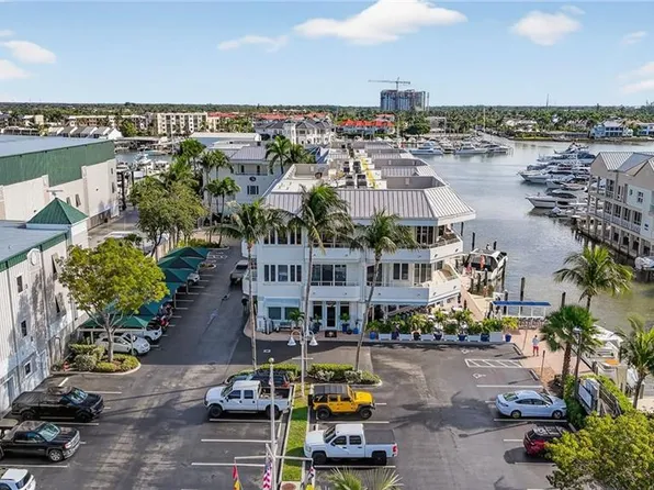 909 10th ST S #204, NAPLES, FL 34102