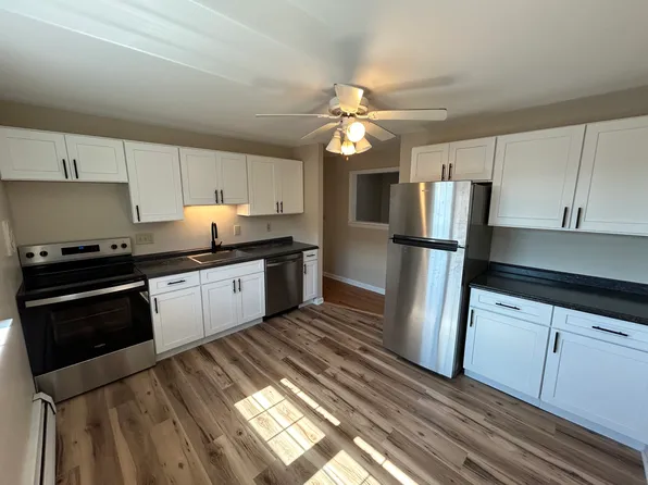 61 Prospect St #2W, Glastonbury, CT 06033