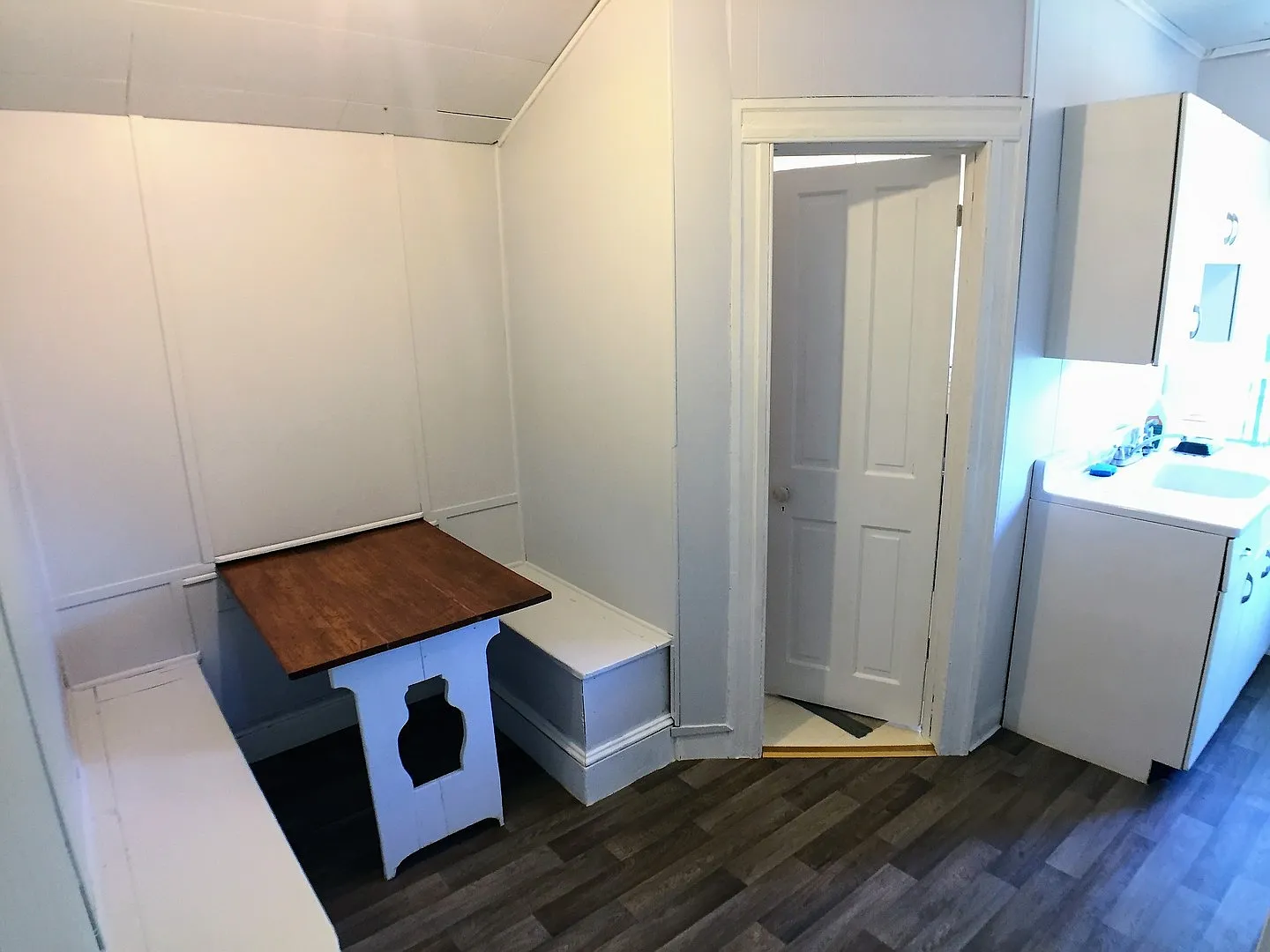 5401 Catalpha Rd — Photo 4