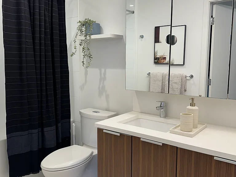 5085 Main St #502 — Photo 10