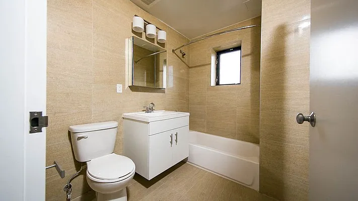 Rented by Zumper Inc | media 66