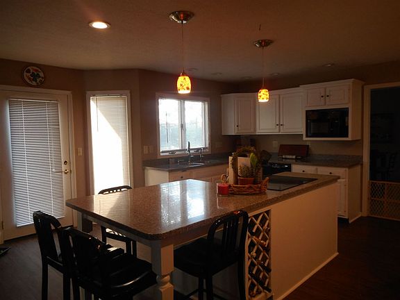 3rd image of 4709 W Bayswater Dr