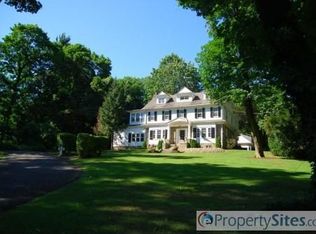 212 E Waverly Rd, Wyncote, PA 19095