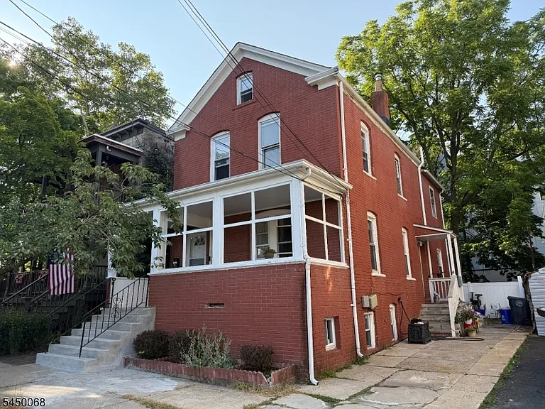 22 Talmage Ave #2 — Photo 16