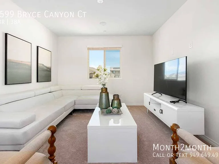 6599 Bryce Canyon Ct — Photo 4