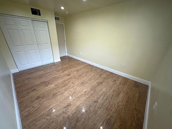 4th image of 3700 NW 21st St APT 214