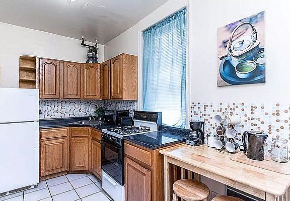 5th image of 21-48 35th St APT 1B