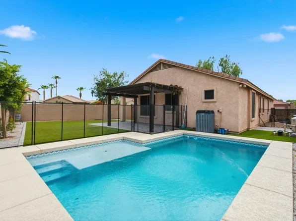 851 S Fern Ct, Gilbert, AZ 85296