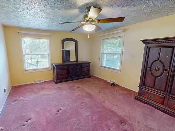 5th image of 5936 Sunset Dr