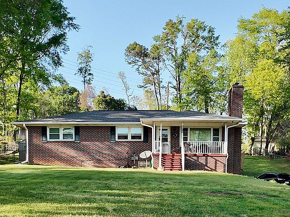 3rd image of 471 Zellen Dr