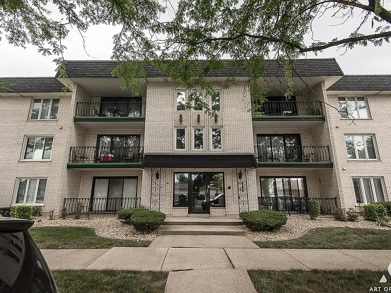 10910 S Kilpatrick Ave #3NW — Photo 1