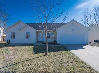 165 Pine Hollow Ln, Collinsville, IL 62234