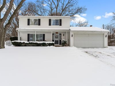 1111 Trotwood Ln, Flint, MI, 48507