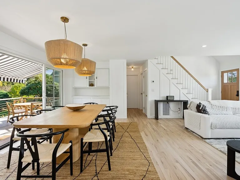10 Prentice Pl — Photo 2