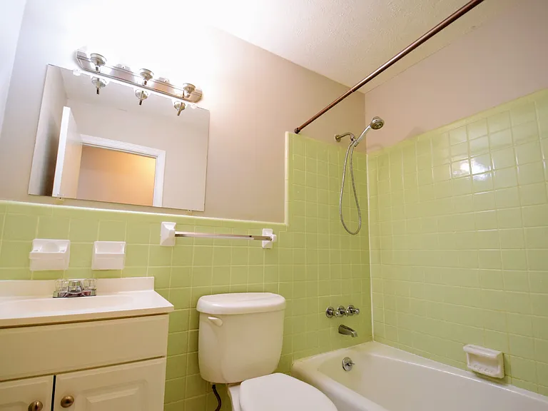 1509 Paisley Ave — Photo 13