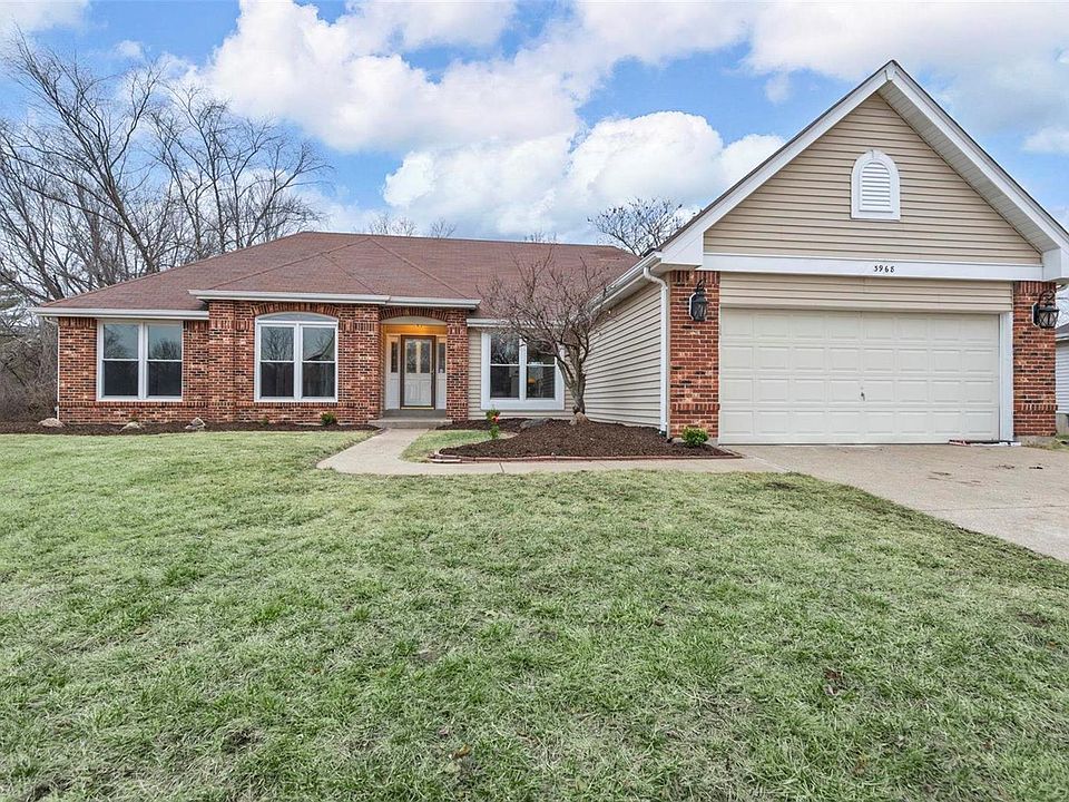 1st image of 3968 Triple Crown Dr