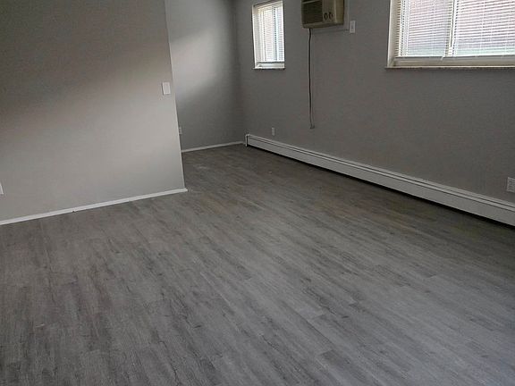 2nd image of 329 Longworth St #1