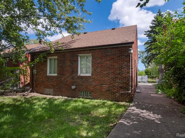 19423 Spencer St, Detroit, MI 48234