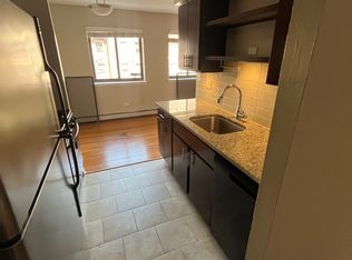 519 W Stratford Pl #471, Chicago, IL 60657