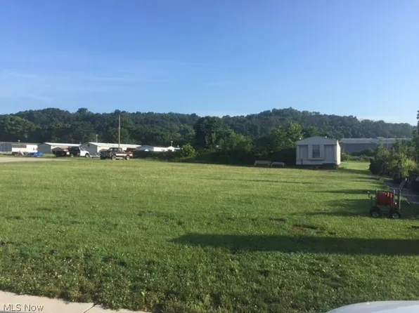 2600 Washington Blvd, Belpre, OH 45714