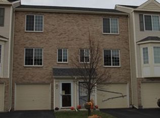 4825 Elm Dr N UNIT 4, Hugo, MN 55038