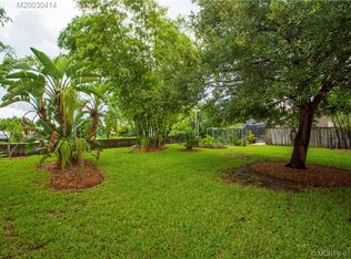 425 SW Whitmore Dr, Port Saint Lucie, FL 34984