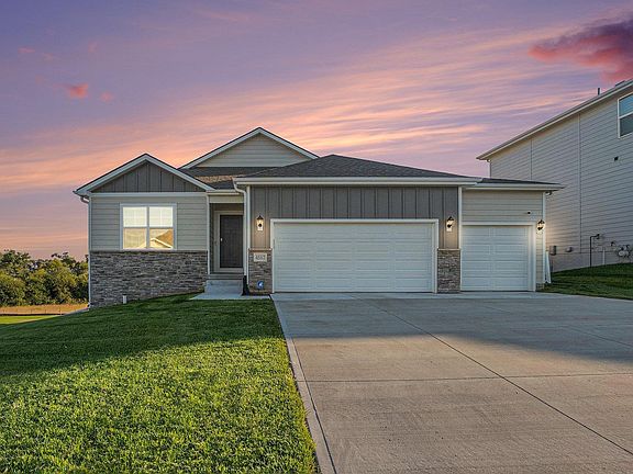 3rd image of 4517 Lawnwood Dr
